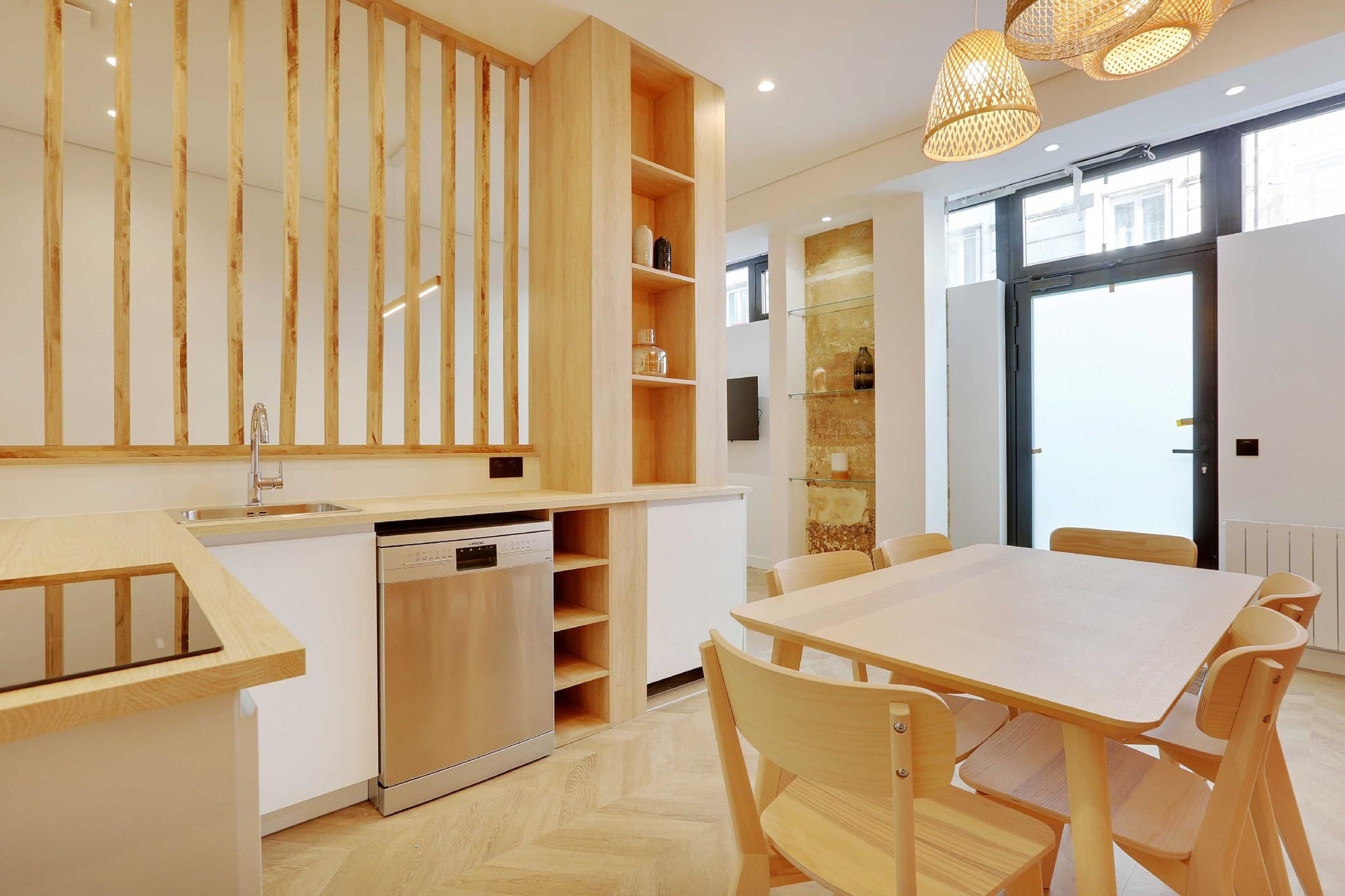 สตันนิ่ง อพาร์ตเมนต์ - 2 เบดรูม/6 ท่าน - บาสทีย (Stunning apartment - 2BR/6P - Bastille)2