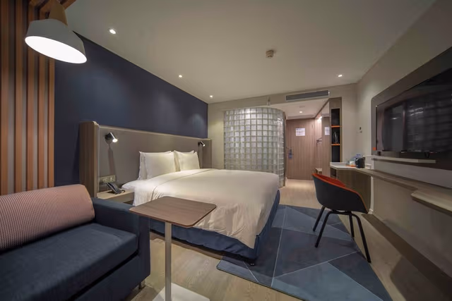 Standard Room, 1 King Bed (Air Purifier)