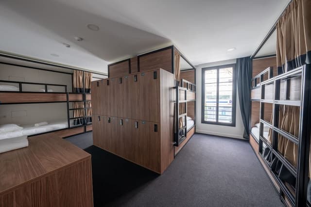 Shared dormitory, Mixed, 12 beds