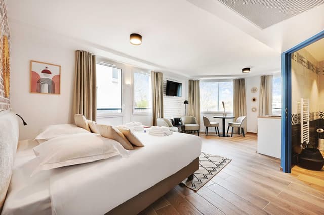 1 Bedroom Deluxe