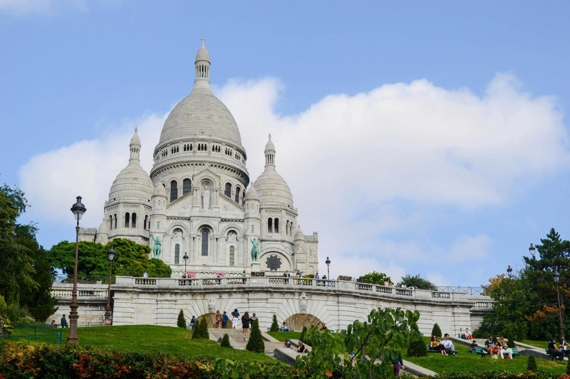 Spacious apartment - 4BR/10P near Montmartre0