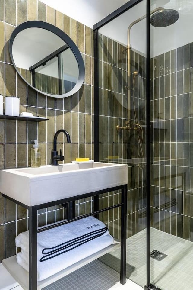 Classic Single Room, Ensuite, City View