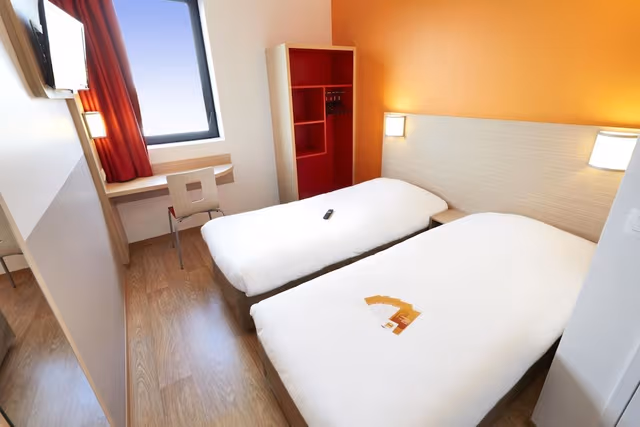 Standard Room, 2 Twin Beds