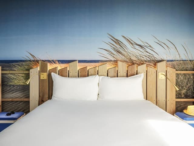 Standard Room (1 Double Bed)