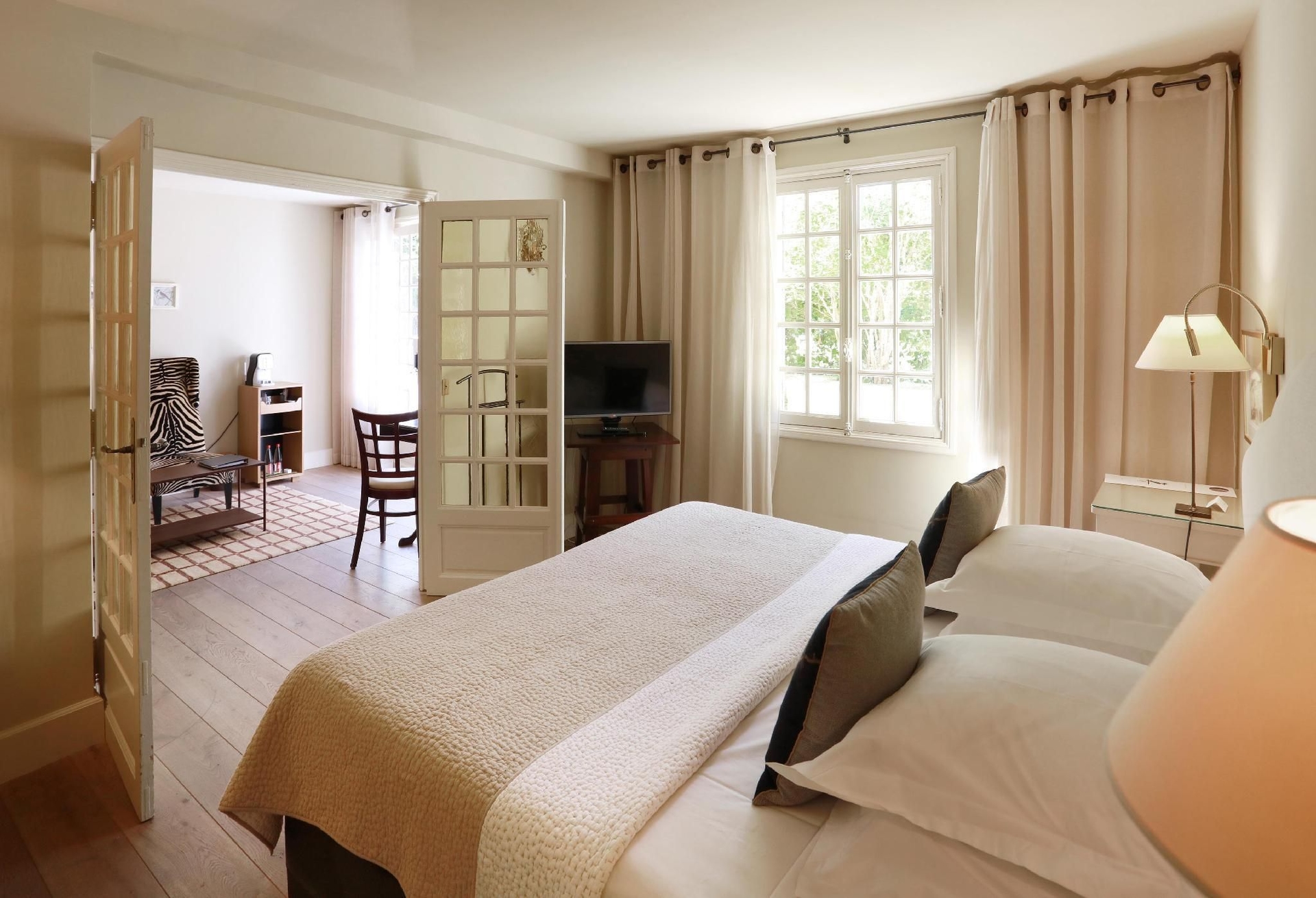 โบมาเนียร์ เลส์ โบซ์ เดอ โพรวองซ์ (Baumanière Les Baux de Provence)2