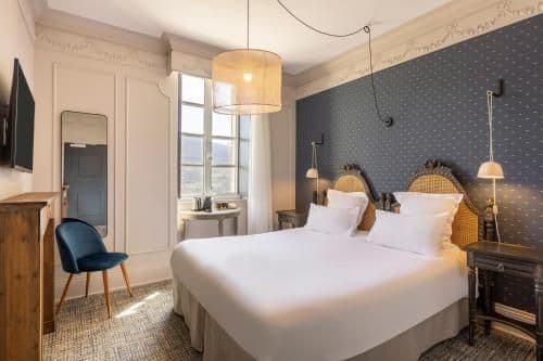 1 Queen Bed, Non-Smoking, Classic Room
