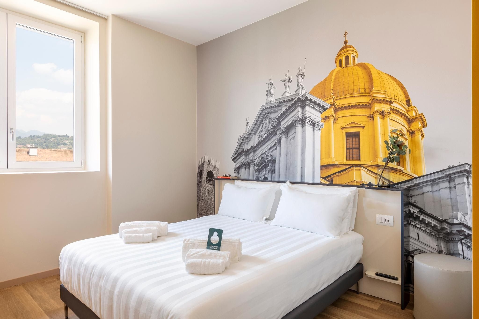 โรงแรมบีแอนด์บี เบรชา (B&B Hotel Brescia)3