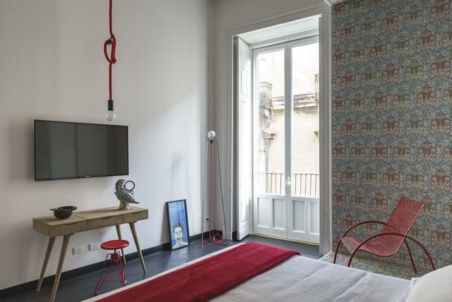 Design Room, City View (balcony)