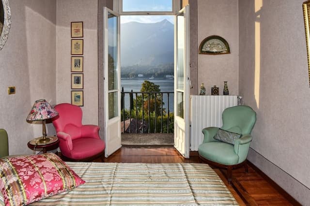 Apartment, Lake View