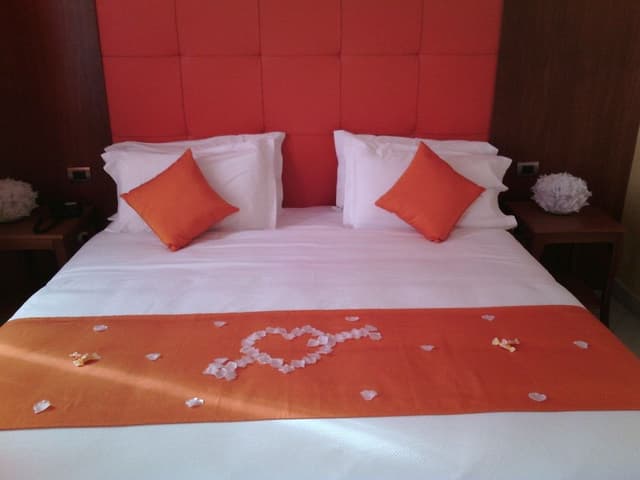 Executive Suite, Multiple Beds