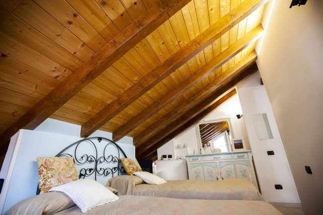 Apartment, 2 Bedrooms (Attic)
