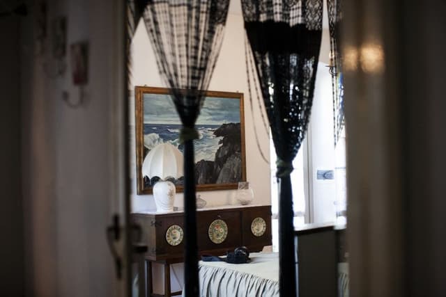 Deluxe Studio
