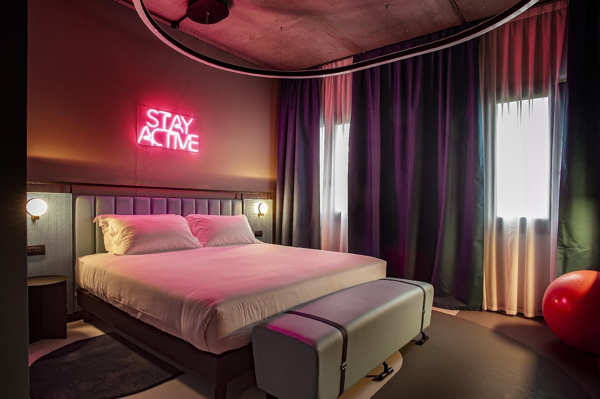STAY HOTEL4