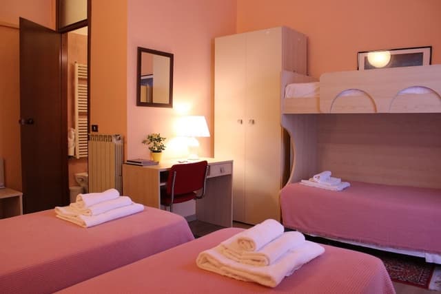 Triple Room, 3 Twin Beds