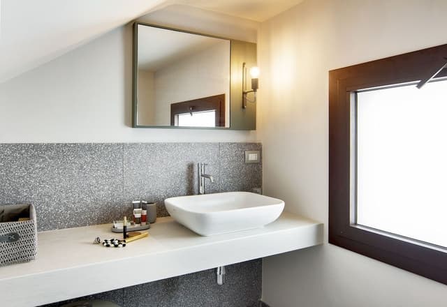 Deluxe Room, Balcony