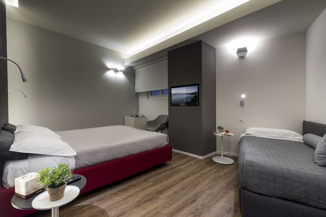 Superior Room (Biondo)