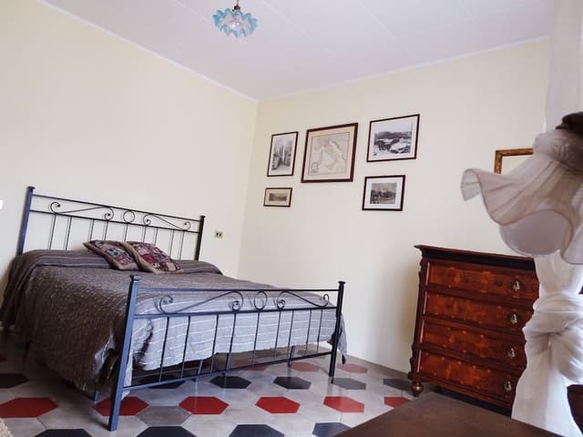 Double Room, Private Bathroom (External Shared Shower)