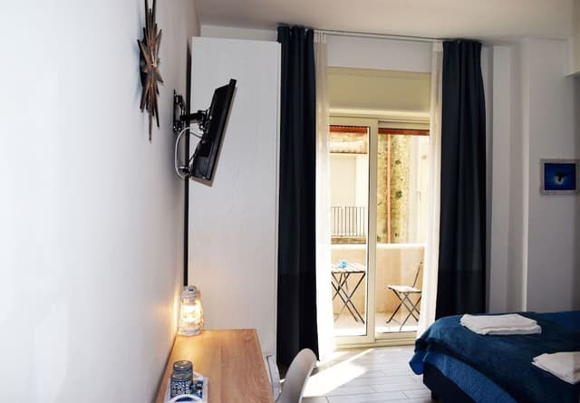 Comfort Double Room, City View (Mare)