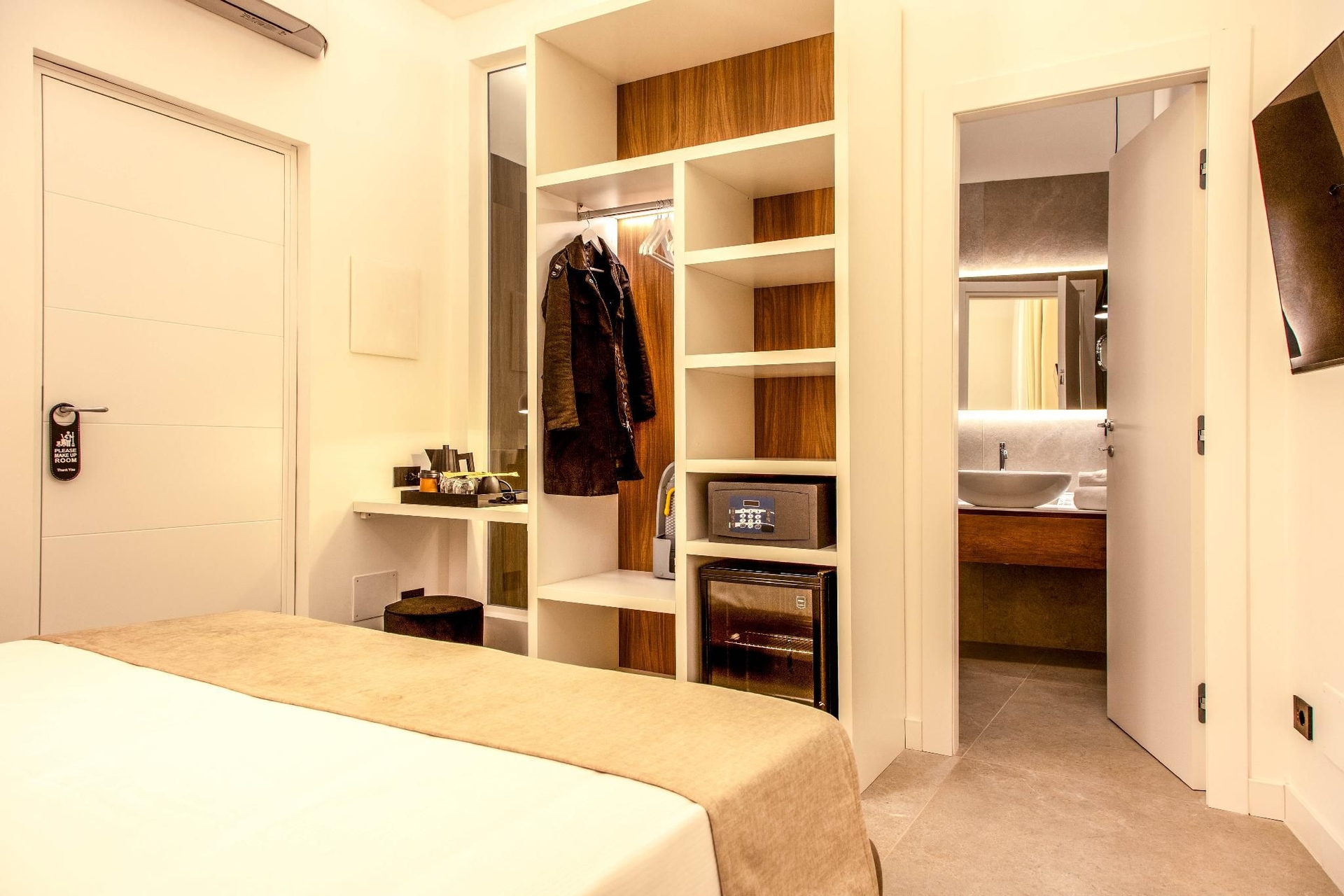 มามาลู สตูดิโอส์ แอนด์ สวีทส์ – คอร์โซ อุมแบร์โต้ (Mamalu Studios and Suites - Corso Umberto)1