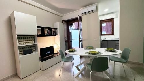 atene house0