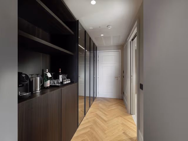 Junior Suite, City View