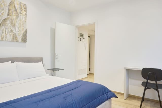 3 BR Montenapoleone (Via Montenapoleone 22)