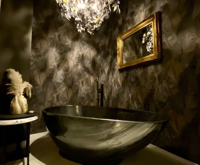 Luxury Suite