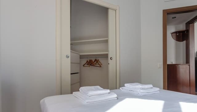 Apartment (1 Bedroom)
