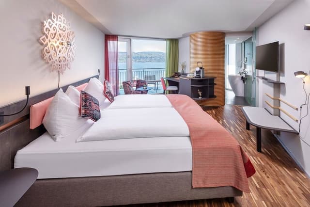 Double Room, Balcony, Lake View