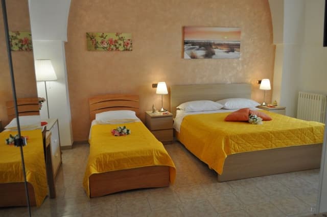 Comfort Triple Room, 1 Bedroom, Private Bathroom