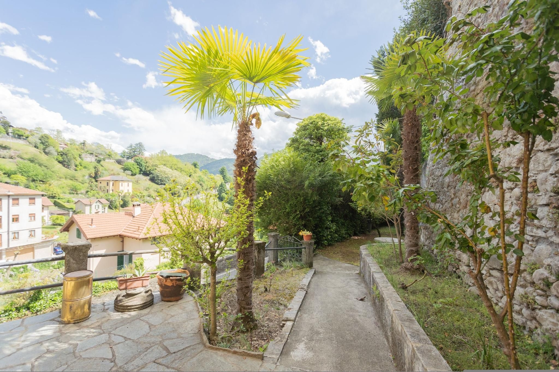 CO-L371-URIC20A1 - Vacation Family Home in Tremezzo1