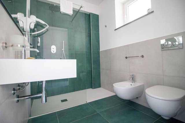 Deluxe Room, 1 King Bed, Garden View, Ground Floor