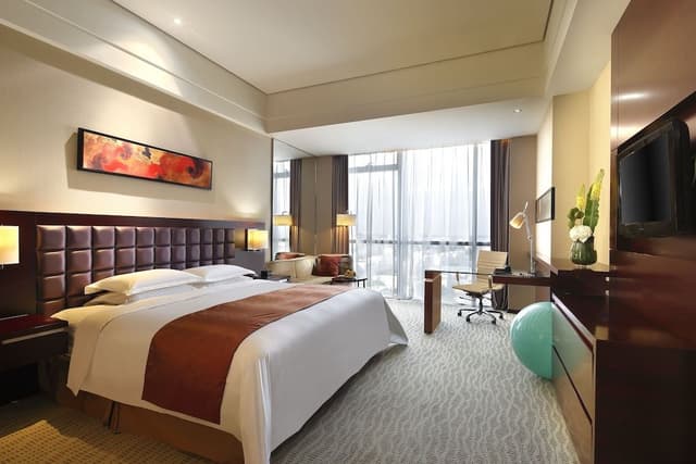 Executive King Room