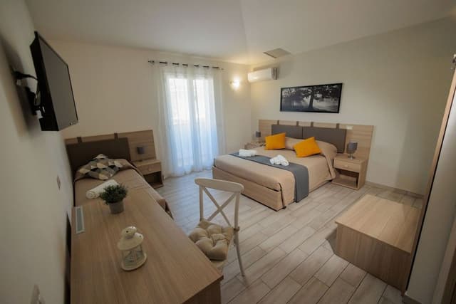 Comfort Triple Room, Balcony