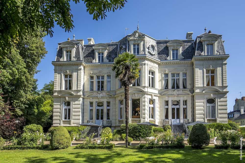 Chateau De Verrieres Chateau De Verrieres