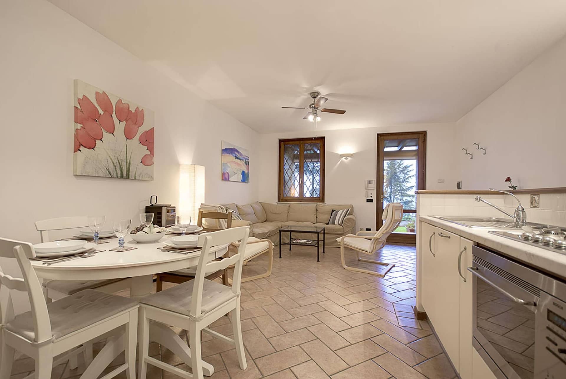 Lovely flat with shared pool and amazing lake view Lovely flat with shared pool and amazing lake view
