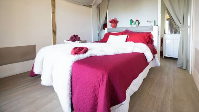 Romantic Tent