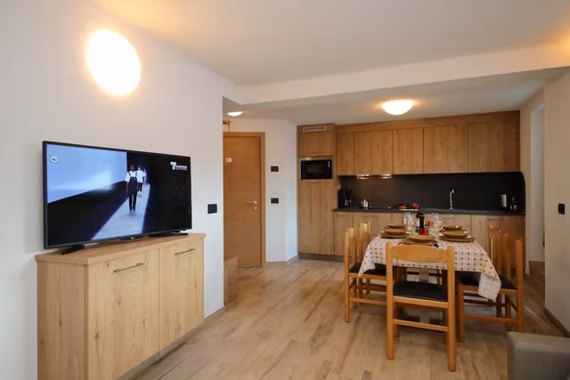 Family Apartment, Multiple Bedrooms, 2 Bathrooms (Danubio)