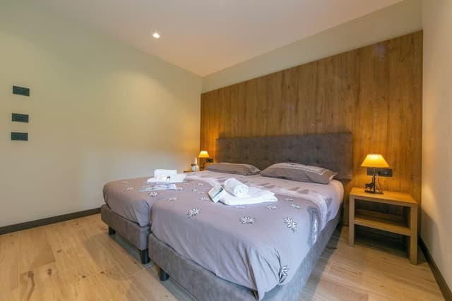 Family Apartment, Multiple Bedrooms (Casa Giardino Ski in - Ski out 100m)