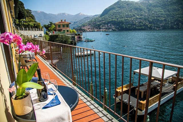 Exclusive Apartment, 1 Bedroom, Lake View