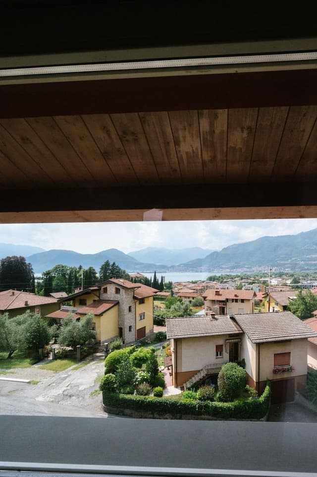 Classic Double Room, Partial Lake View