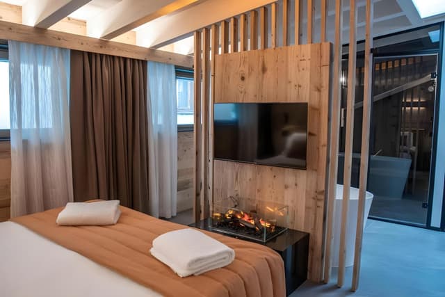Luxury Apartment B