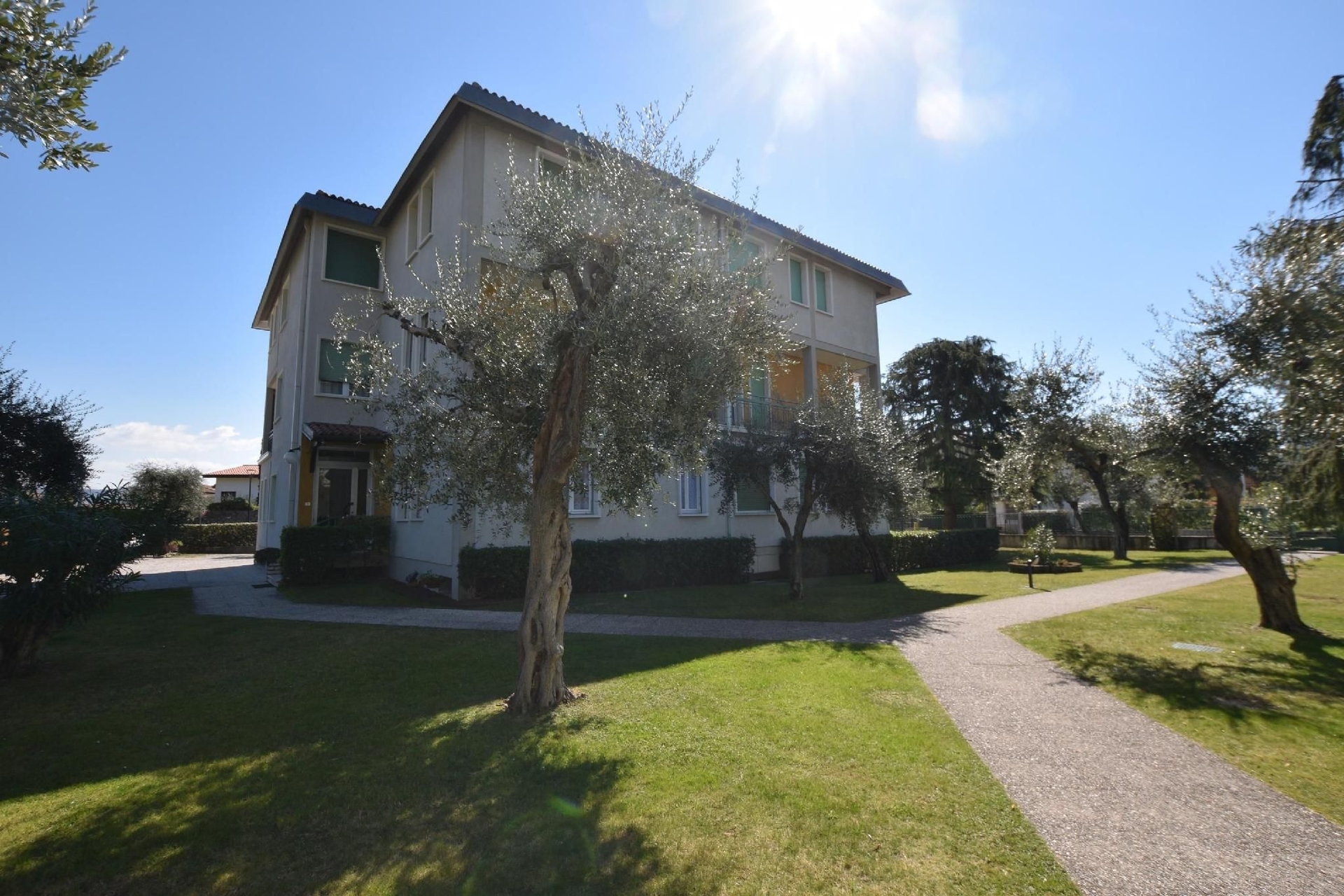 Margherita near lake-child friendly4