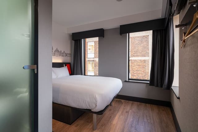 Double Room with Window