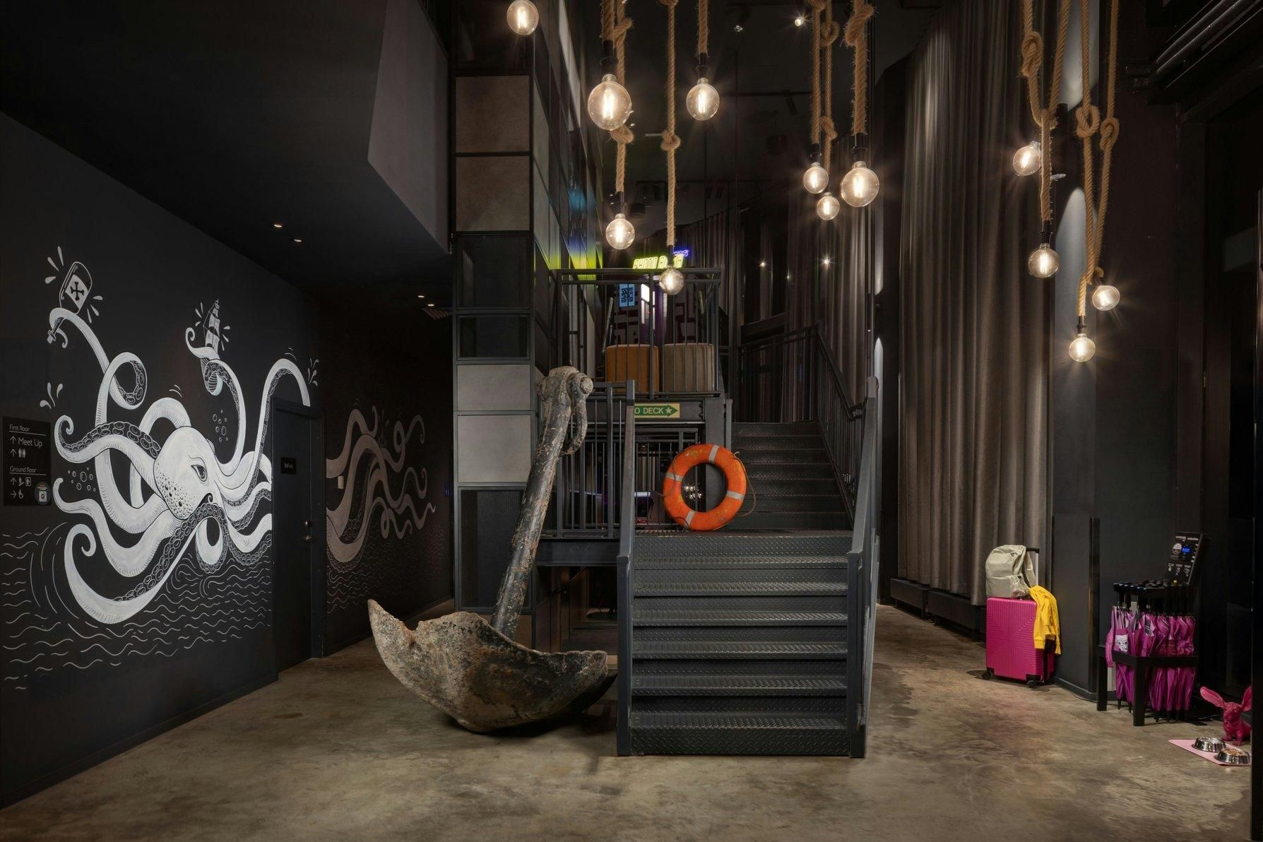 Moxy Southampton1