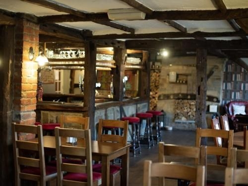 เดอะ ฮีธ อินน์ (The Heath Inn)0