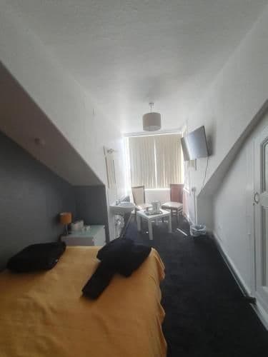 Double Room with Shared Bathroom