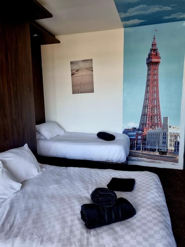 Triple room-Deluxe-Ensuite with Shower-Sea View