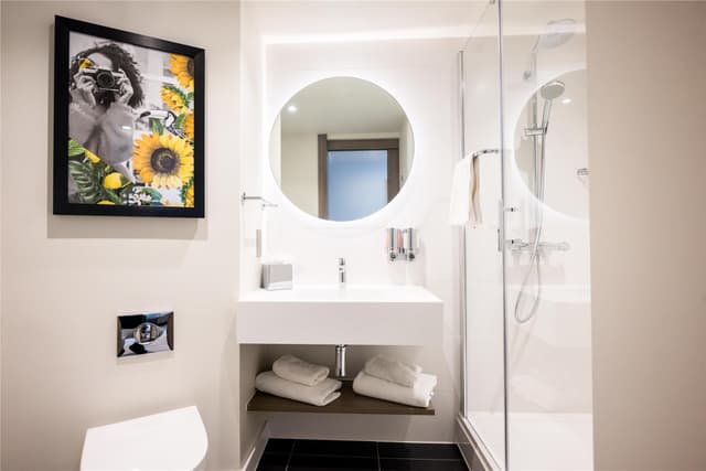QUEEN PREMIUM ROOM NS WITH SOFA BED/SEA VIEW