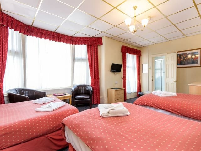 Deluxe Quadruple Room, Ensuite